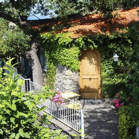 Izzo Apartman Lacco Ameno