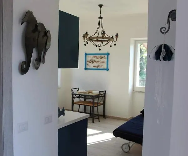 Izzo * Lacco Ameno (Isola d'Ischia)