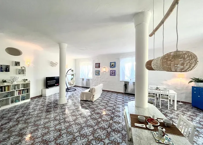 Izzo * Lacco Ameno (Isola d'Ischia)